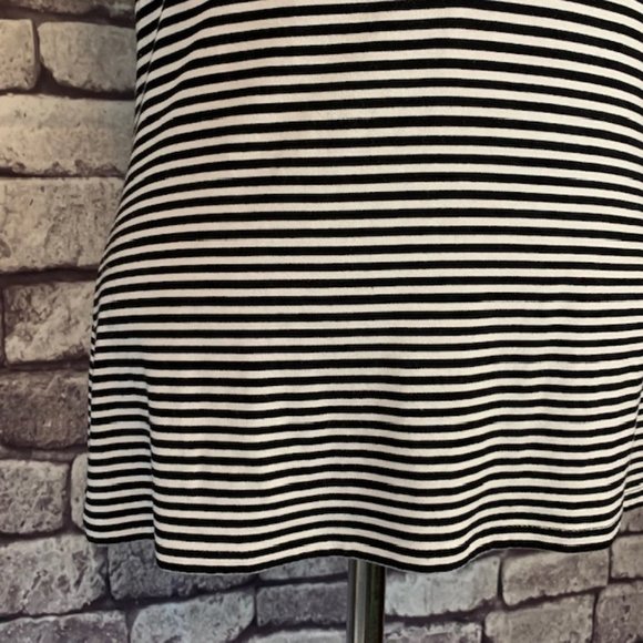 White House Black Market Striped Sleeveless Top - Picture 3 of 8